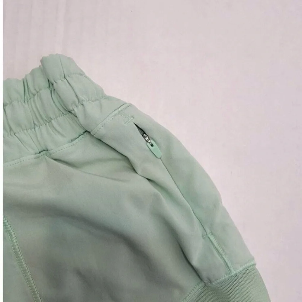 Lululemon Mint Green 2.5” Low Rise Athletic Shorts - Picture 8 of 12